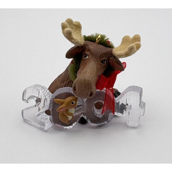 Hallmark Keepsake Cool Decade Christmas Tree Ornament Moose 2004 Bunny Wreath - Picture 7 of 7